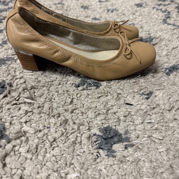 Vintage Hush Puppies Steps Tan Leather Block Heel Ballet Pumps Size 8 - Picture 3 of 8